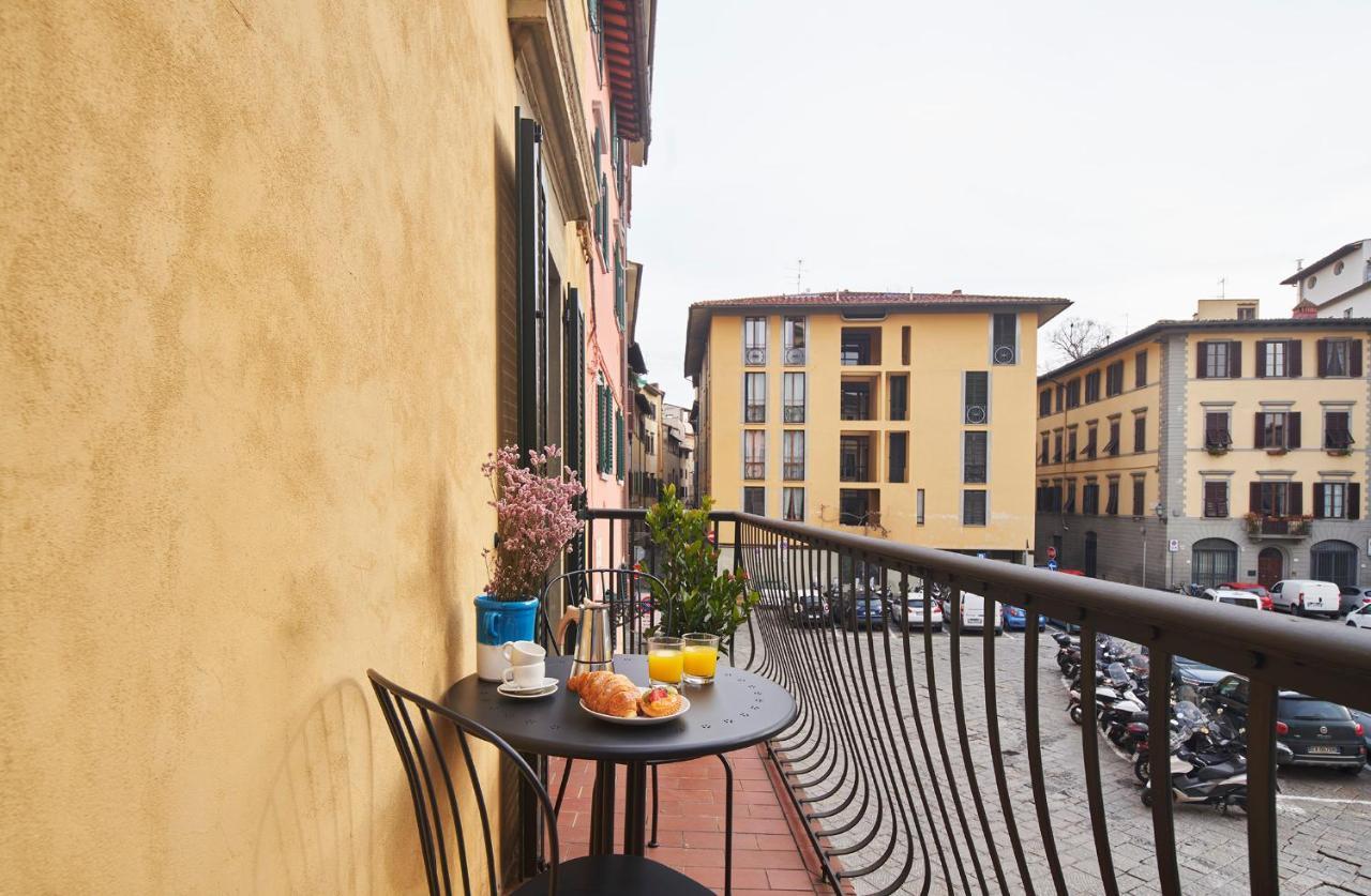 3 Master Bedrooms With Balcony On The River With Views Florencia Exterior foto