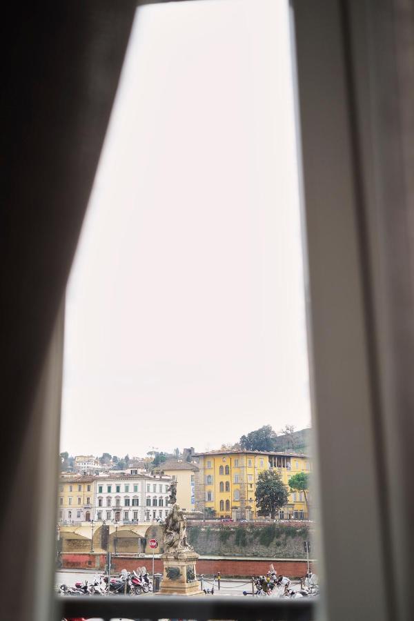 3 Master Bedrooms With Balcony On The River With Views Florencia Exterior foto